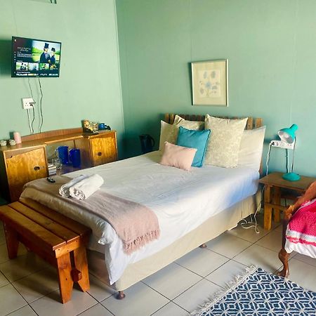 Suzies Huis Restaurant Bed And Breakfast Κέιπ Τάουν Εξωτερικό φωτογραφία