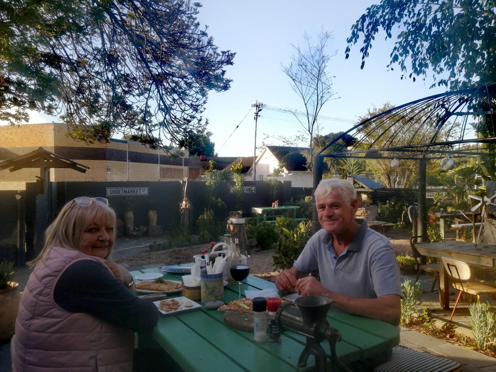 Suzies Huis Restaurant Bed And Breakfast Κέιπ Τάουν Εξωτερικό φωτογραφία