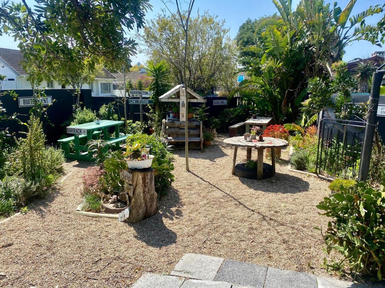 Suzies Huis Restaurant Bed And Breakfast Κέιπ Τάουν Εξωτερικό φωτογραφία